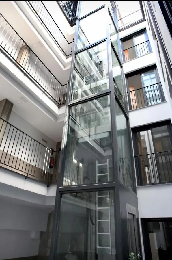 Apartamento con terraza centro Málaga 0*,